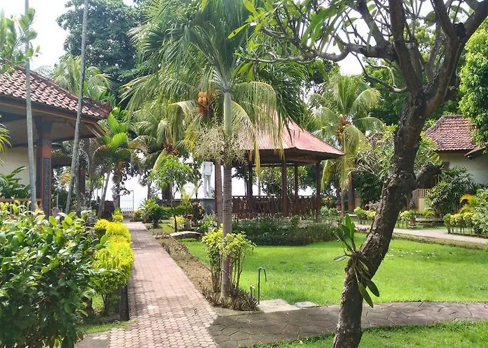 Hotel Lovina 3*